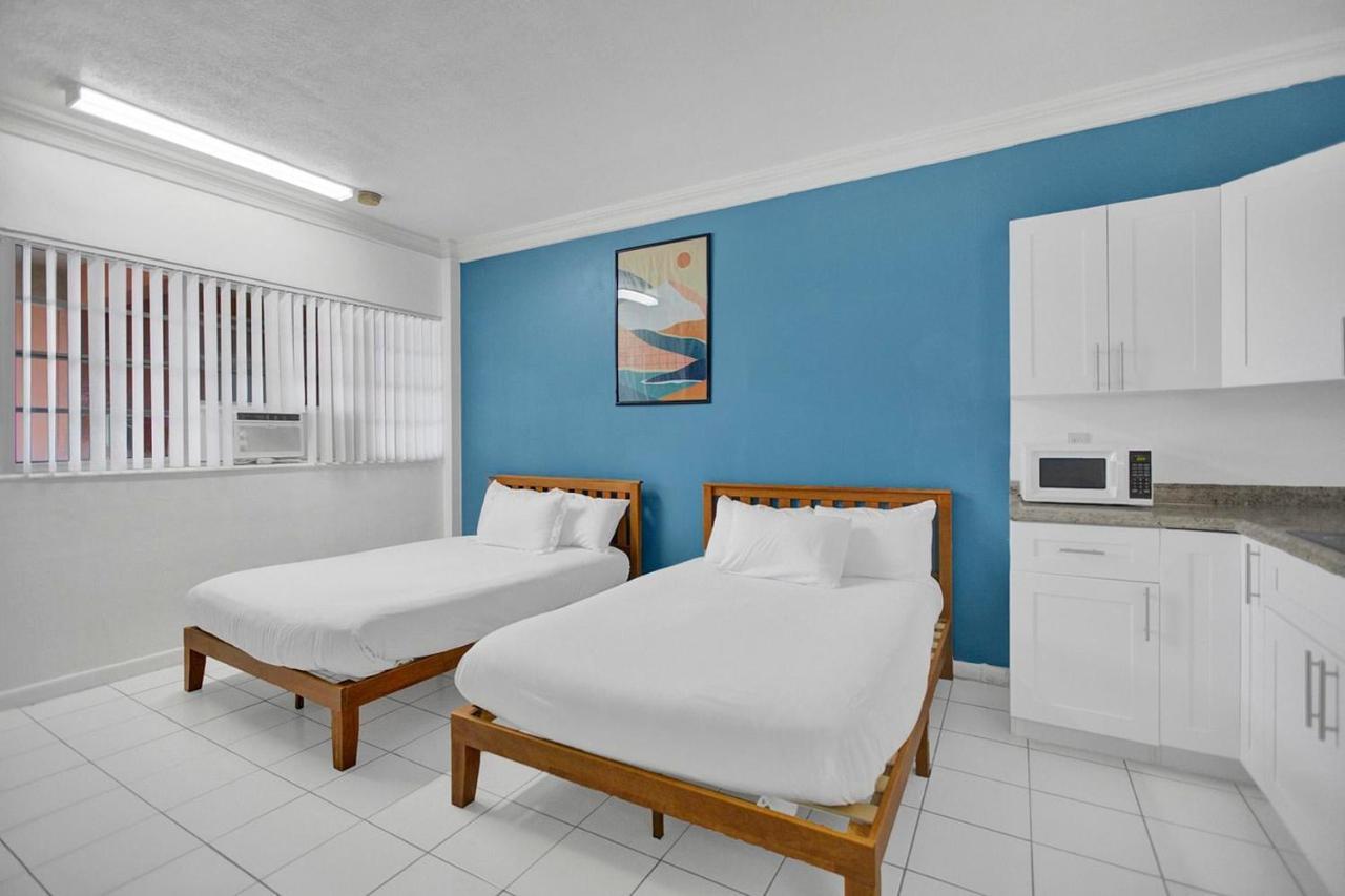 Private Hallandale Beach Studio Wbath Walking Distance To The Beach Pool Free Parking Exteriör bild